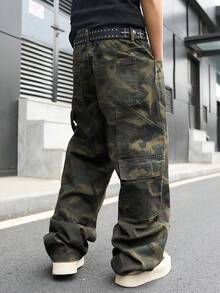 Manfinity Hypemode 男士休闲多口袋迷彩牛仔工装裤，街头时尚 - 軍綠色 - 查看 1