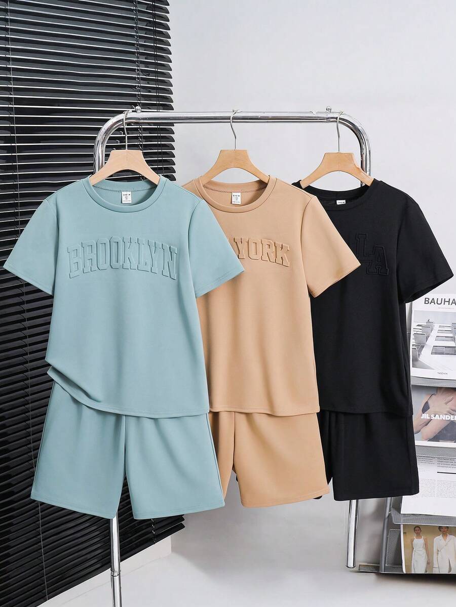 SHEIN 6件套男童休闲宽松字母图案圆领T恤短裤套装，适合通勤、上学、日常穿着、运动、春夏穿着。