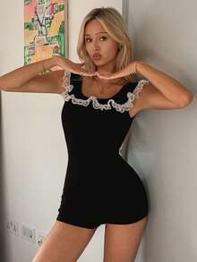 DAZY 女士无袖蕾丝荷叶边领修身短款连体睡衣，夏季 - 黑色 - 查看 6