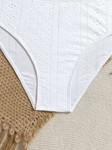 SHEIN 少女款吊带泳衣,针织纯色镂空特殊面料,双肩带,双层荷叶边设计,欧美时尚优雅女士休闲泳装套装,适合度假、游泳、海滩、夏季穿着。 - 杏色 - 查看 5