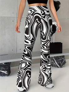 EMERY ROSE Women All-Over Print Elastic Waist Flare Leg Casual Pants - Multicolor - View 3