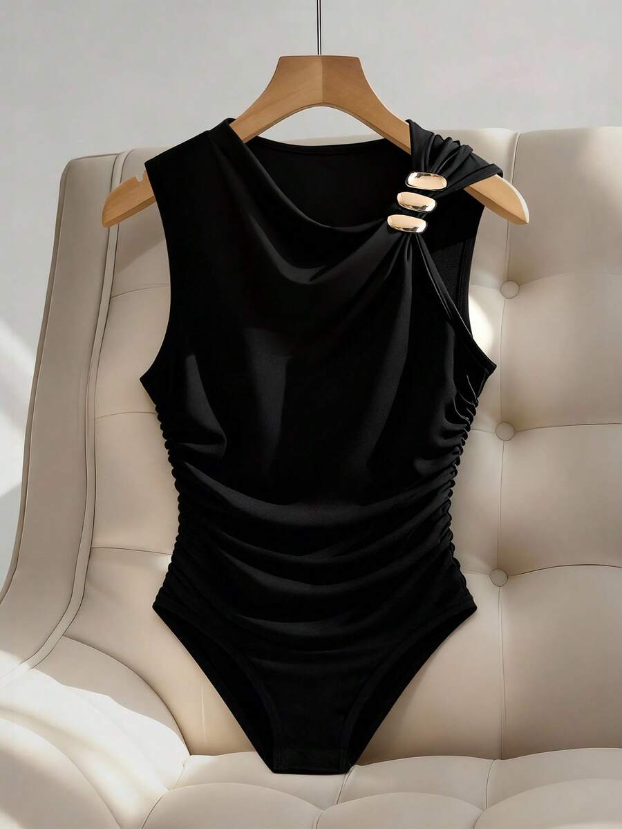 SHEIN Franclia 女士无袖连体衣，玫瑰金金属扣，时尚性感，优雅别致，可搭配裤子或裙子日常穿着，适合海滩度假 - 黑色 - 查看 1