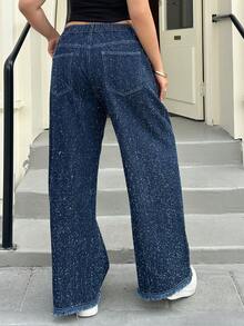 Dazy Plus Quần jeans ống rộng dài, chất liệu vải có họa tiết, cạp quần màu xanh nhạt và gấu quần thiết kế tua rua, thích hợp cho mọi mùa. - Rửa trung bình - Xem 2