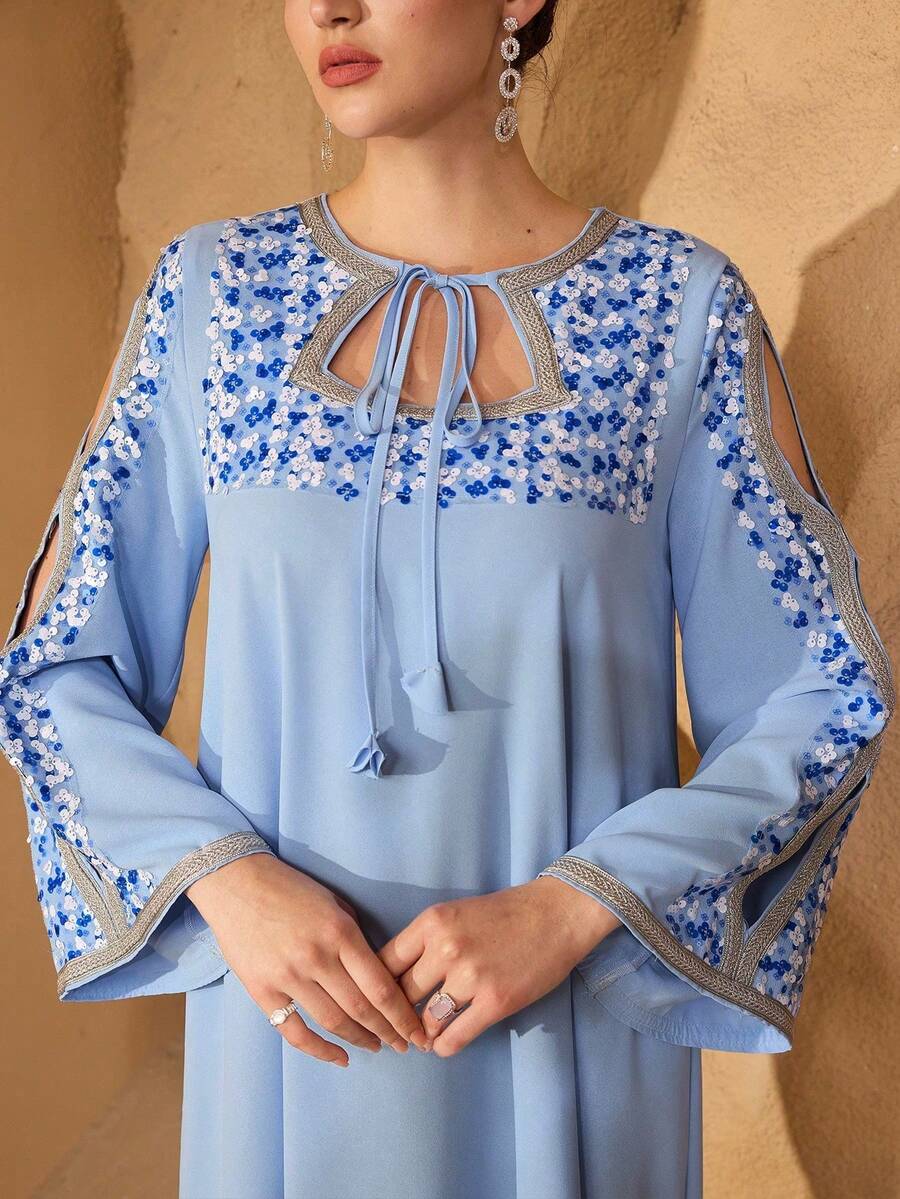 SHEIN Najma Gaun Wanita Muda Modis dengan Dekorasi Bunga 3D Elegan dan Potongan Longgar - Biru - View 1