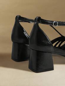 Rosivie Women Pumps - Black - View 4