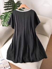 CosyJoli 大码女式休闲水洗雪花黑色连衣裙，街头风休闲连衣裙 - 黑色 - 查看 2