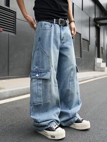 Manfinity EMRG Men's Casual Street Style Multi-Pocket Distressed Flared Leg Blue Jeans - Light Wash - View 3