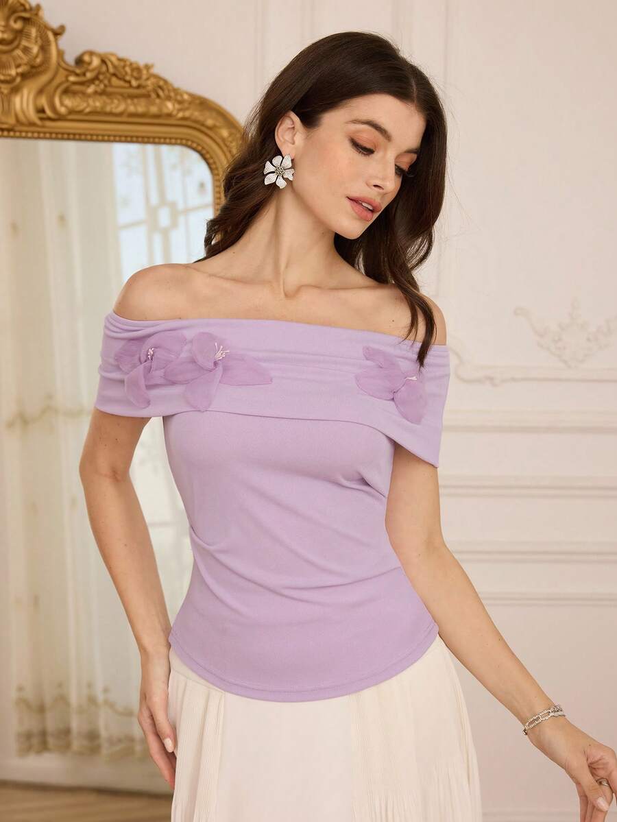 Modelyn 女士3D立体花卉装饰露肩修身褶皱设计上衣，适合通勤和约会 - 淡紫色 - 查看 1