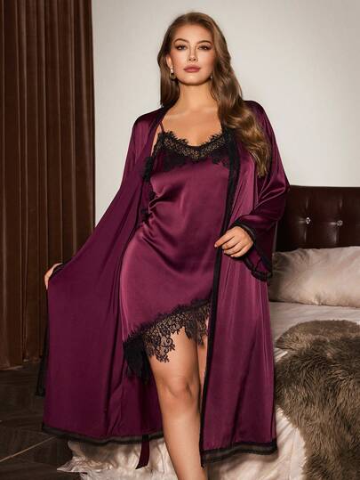 Slumberist Ensemble 2 pièces grande taille pour femmes, robe de chambre et robe de soie imitation avec patchwork en dentelle, dos croisé et nœud.