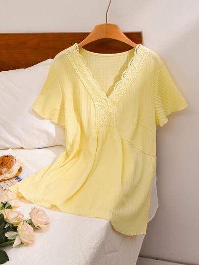 CosyJoli Camiseta de mujer con cuello en V, encaje y parches de textura con estampado floral y teñido anudado de talla grande