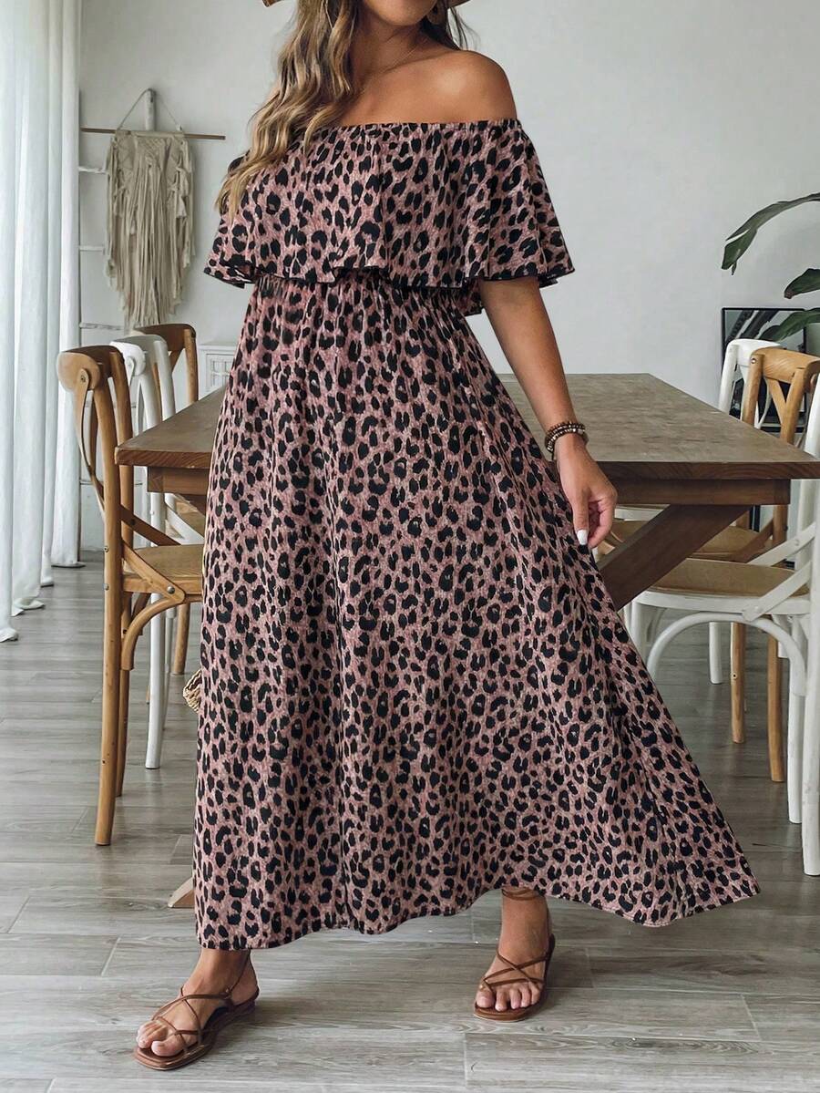 SHEIN VCAY Gaun Maxi Wanita Ukuran Plus Motif Leopard dengan Bahu Terbuka dan Pinggang Berkerut, Model A-Line dengan Belahan Samping, Gaun Maxi Kasual Romantis Tropis Gaya Barat - Berwarna merah muda - View 1