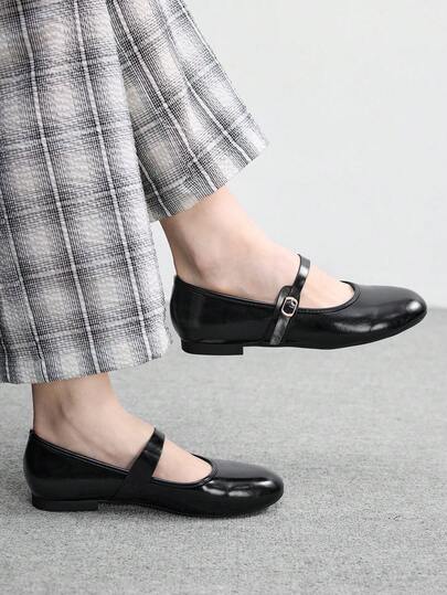 CUCCOO BIZCHIC 黑色圆头玛丽珍鞋，简约复古高端绑带鞋