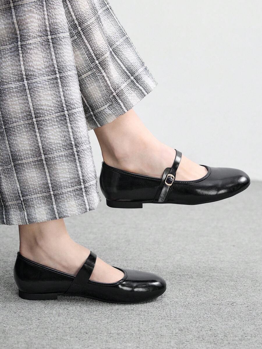 CUCCOO BIZCHIC Black Round Toe Mary Jane Shoes, Minimalist Retro High-End Strap Shoes Spring Shoes - Black - View 1