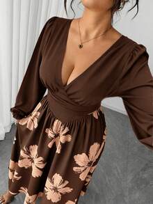 Elenzga Kooky Elegance 系列（忧郁气质）（周三美学）大码女装春秋季优雅印花V领长袖荷叶边腰带修身连衣裙 - 咖啡棕 - 查看 4