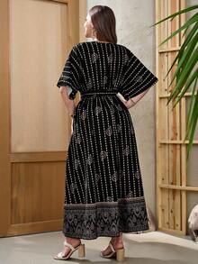SHEIN LUNE 宽松蝙蝠袖连衣裙，休闲度假风，优雅西式长裙，适合大码女性，通体印花，波西米亚风，夏季装扮 - 彩色 - 查看 2