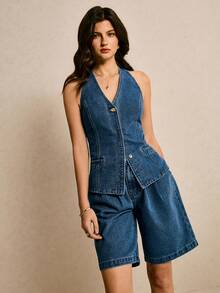 Poéselle 新款女士牛仔两件套休闲套装，包括一件前扣露背牛仔上衣和一条牛仔短裤，非常适合夏季穿着。夏季女装、办公室女装、短款女装、夏季女装、休闲女装 - 中等水洗藍 - 查看 3