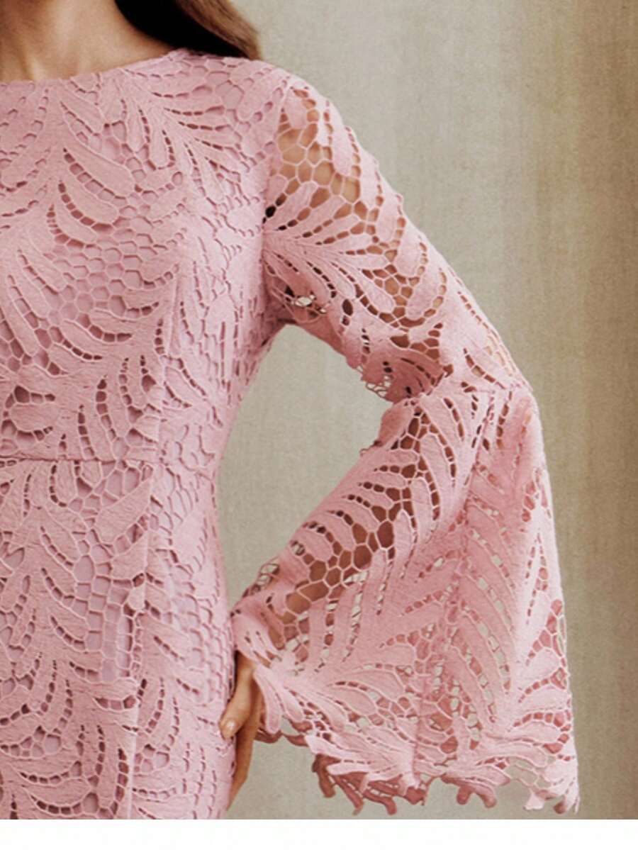 Đầm dài dáng đuôi cá ôm eo, cổ tròn, tay loe, eo thon, họa tiết lá thêu ren, kiểu dáng thanh lịch mùa xuân/hè mới của Anewsta dành cho nữ. - Hồng - Xem 1