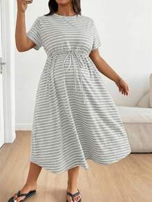 SHEIN Đầm mùa hè dáng rộng, thoải mái, cổ tròn, tay raglan, có dây rút, kẻ sọc dành cho phụ nữ mang thai cỡ lớn. - Màu Xám nhạt - Xem 7