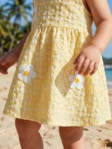 Cozy Pixies 女婴/幼儿黄色花卉提花纹理连衣裙，白色花卉贴花装饰，圆领无袖，柔软内衬，双层下摆，修身腰身，可爱甜美，百搭舒适，优雅小礼服 - 黃色 - 查看 3