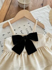 SHEIN LMoss Kids 女婴度假休闲可爱杏色蝴蝶结吊带背心和松紧腰裤套装 - 杏色 - 查看 6