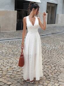 Lucivie 女士优雅浪漫白色深V领收腰印花度假长裙 - 白色 - 查看 4