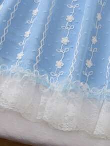 少女夏季休闲假日花卉刺绣网纱撞色蕾丝边方领宽松连衣裙 - 淺藍色 - 查看 5