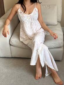 DAZY 女士甜美图案荷叶边吊带背心和裤子睡衣套装 - 米色 - 查看 4