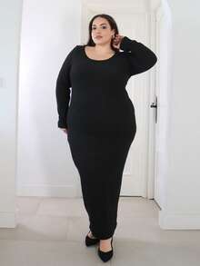 Pretty and Ole Plus尺碼實心紋編織緊身裙 - 黑色 - 查看 6