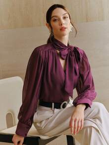 Anewsta 女士优雅V领紫色雪纺衬衫，适合工作和约会穿着 - 紫色 - 查看 4