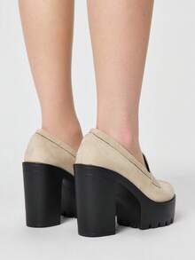 ROMWE Kawaii Zapatos de tacón alto con plataforma gruesa de agua, de ante beige, estilo diario de campus japonés - Gamuza beige - Ver 4