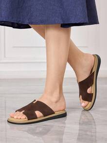 Solecia New Women's Slippers, Women's Casual Versatile Casual Shoes, Flat-Bottomed Slippers, Comfortable, Lazy Slip-On, Suitable For Commuting Daily Wear - Coffee Brown - View 4