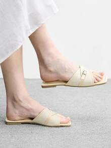 CUCCOO BIZCHIC Simple And Versatile Temperament Comfortable Fashion Generous Commuter Vacation Beach Flat Sandals Spring Shoes - Milk apricot - View 3