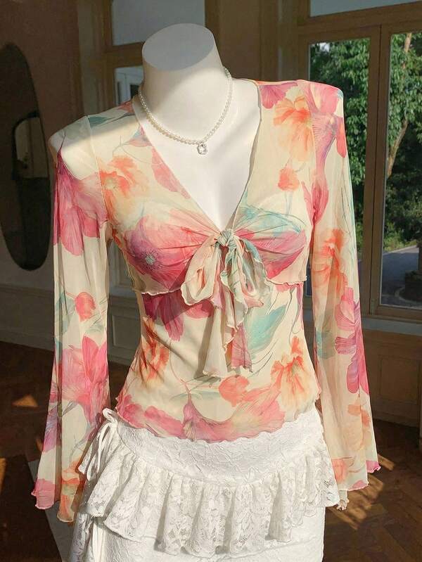 SHEIN MOD Plus Size Women's Floral Print V-Neck Twist Front Flare Sleeve Fashionable TShirt,2 In 1.Elegant,Sheer Polyester Chiffon Floral Print Long Sleeve Blouse Cream Pink Green Color Tie Front V Neck Flared Cuff Romantic Style Spring Summer Outdoor Casual Daywear Lightweight Airy Fabric