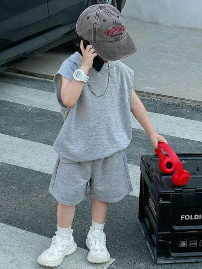 两件套儿童男童休闲舒适连帽短袖宽松纯色T恤和短裤套装