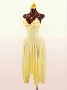 Amplova 2026新款3D立体花卉抹胸不对称下摆吊带连衣裙（女款） - 鵝黃色 - 查看 12