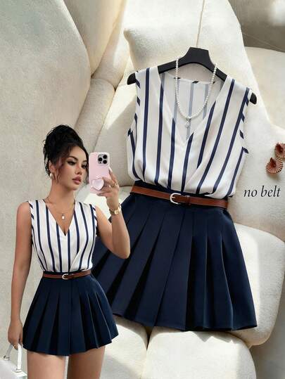 Franclia 1 conjunto de camisa de mujer de cuello en V sin mangas ajustada a rayas, combinada con una falda plisada de color azul marino de moda