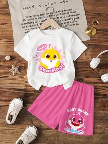 BABY SHARK X SHEIN 女童休闲卡通印花T恤短裤套装，夏季 - 白色 - 查看 1