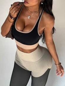 SHEIN Sports Dewbera 女士无缝撞色云朵运动文胸瑜伽吊带背心 - 黑色 - 查看 2