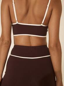 Aralina Conjunto deportivo de top corto de tirantes acanalado de manga larga y shorts para mujer - Marrón - Ver 4