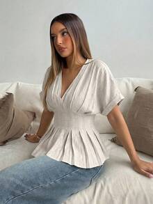 Aloruh 女士优雅V领收腰纯色梭织短袖办公衬衫 - 卡其色 - 查看 6