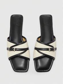 CUCCOO BIZCHIC Simple And Versatile Temperament Comfortable Fashion Generous Commuter Vacation Beach Flat Sandals - Apricot - View 2