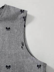 Sparklyn 3 件套女童春秋新款翻领长袖白衬衫、灰色蝴蝶结印花下摆设计背心、百褶裙可爱优雅时尚校服套装 - 灰色 - 查看 4