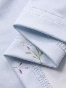 Dazy Plus 碎花撞色蕾丝边修身长袖睡裙，优雅长款睡衣 - 淺藍色 - 查看 3