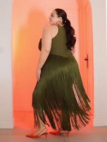 Pretty and Ole 圣诞限量版加大码女式绿色流苏绷带连衣裙，优雅修身显瘦高端派对长裙 - 軍綠色 - 查看 2