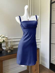 SHEIN EZwear 粉色女士外出约会纯色吊带短款夏季连衣裙宝蓝色上衣女士连衣裙上衣短款蓝色连衣裙钴蓝色连衣裙蓝色缎面连衣裙吊带裙女士连衣裙迷你连衣裙女装 - 藏蓝色 - 查看 2