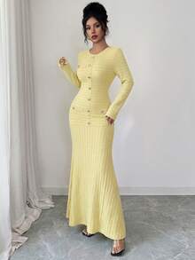 Modelyn Elegant Long Burgundy Oval Collar Dress For Women, Suitable For Outings In Winter - Yellow - View 6