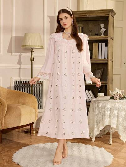 PalaceNights 复古宫廷风花卉刺绣方领宽松女士睡裙