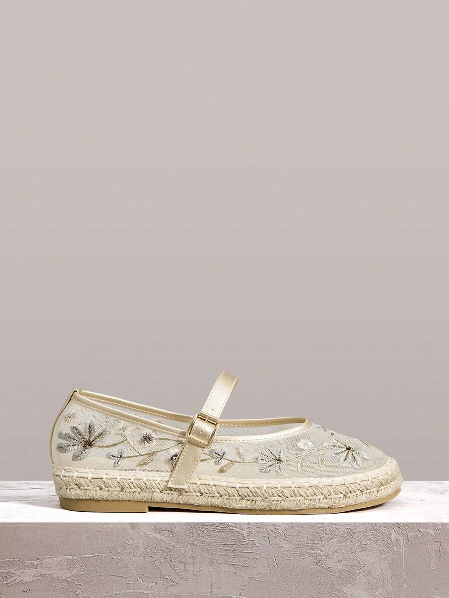 Styleloop Women's Floral Embroidery Buckle Design Casual Flat Loafers - Gold - View 1