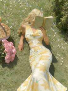 SHEIN MOD 梦幻浪漫黄色花卉印花垂褶领两件套——美人鱼裙摆，珍珠链饰，适合花园茶会、约会、派对、女士春夏装、春假、度假、野餐、节日、生日等场合 - 黃色 - 查看 1