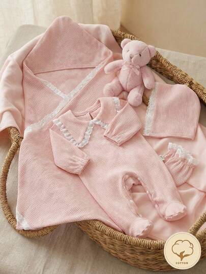 SHEIN 4pcs Newborn Baby Outfit Set, Cute Peter Pan Collar White Lace Romper With Hat, Blanket And Gloves Baby Girl Clothes Spring Fall Baby Girl Knitted Outfits Newborn Baby Loungewear - Soft And Comfortable Ribbed Cotton Fabric.